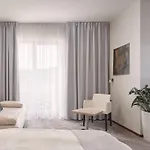 מלון Maximus