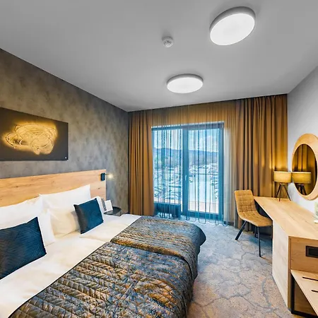 Maximus 4* Brno